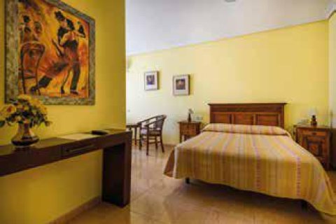 Propiedad comercial de 17 dormitorios en venta en Barcelona, Cataluña, Spain № 1274 - foto 8
