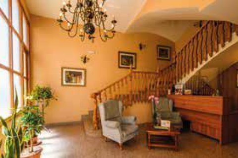 Propiedad comercial de 17 dormitorios en venta en Barcelona, Cataluña, Spain № 1274 - foto 4