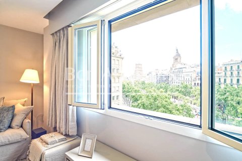 Apartamento de 1 dormitorio en venta en Barcelona, Cataluña, Spain № 2905 - foto 2