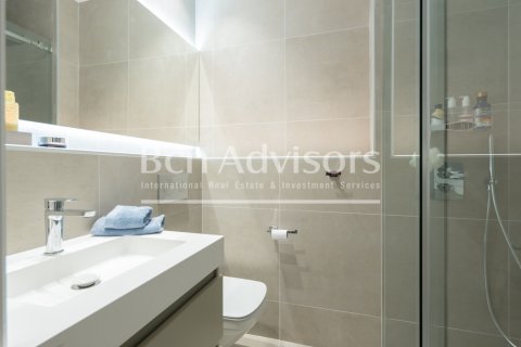 Apartamento de 3 dormitorios en venta en Barcelona, Cataluña, Spain № 2900 - foto 30