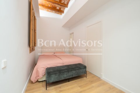 Apartamento de 3 dormitorios en venta en Barcelona, Cataluña, Spain № 2900 - foto 22