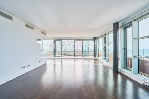 Ático de 2 dormitorios en venta en Barcelona, Cataluña, Spain № 2901 - foto 7