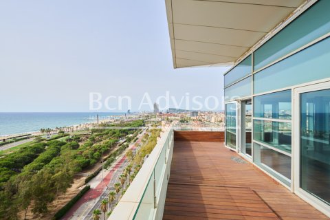 Ático de 2 dormitorios en venta en Barcelona, Cataluña, Spain № 2901