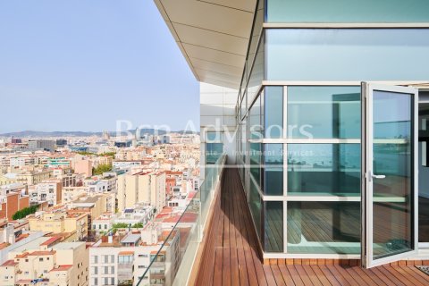 Ático de 2 dormitorios en venta en Barcelona, Cataluña, Spain № 2901 - foto 11
