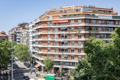 4 bedrooms apartment for sale in Barcelona, Catalonia, Spain № 6822 - photo 16