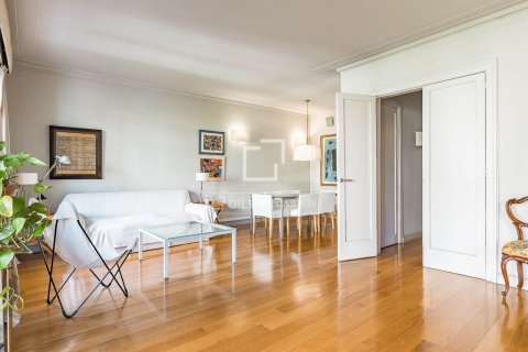4 bedrooms apartment for sale in Barcelona, Catalonia, Spain № 6822 - photo 3