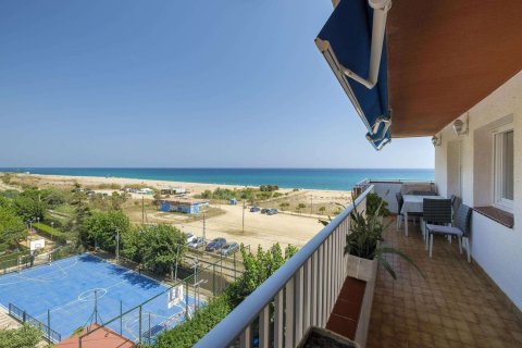 Apartamento de 3 dormitorios en venta en Arenys de Mar, Barcelona, Cataluña, Spain № 6210