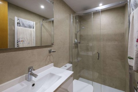 3 bedrooms apartment for sale in Arenys de Mar, Barcelona, Catalonia, Spain № 6210 - photo 16