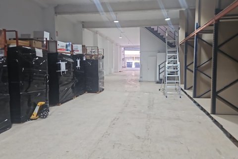 729 sq.m. commercial property for sale in Catalonia, Spain № 6208 - photo 7