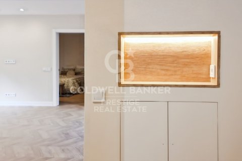 Apartamento de 2 dormitorios en venta en Barcelona, Cataluña, Spain № 5779 - foto 12
