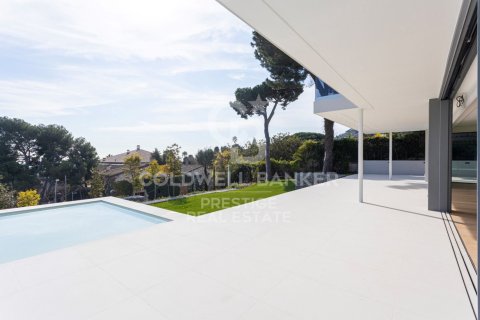 Сasa de 8 dormitorios en venta en Barcelona, Cataluña, Spain № 5781 - foto 7