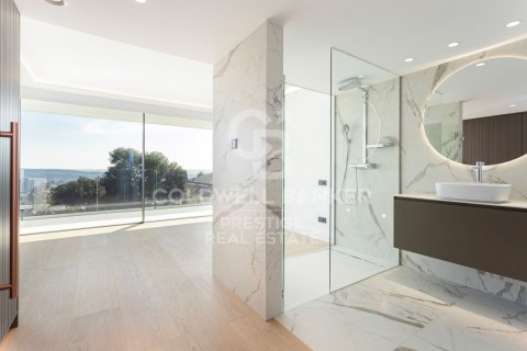 Сasa de 8 dormitorios en venta en Barcelona, Cataluña, Spain № 5781 - foto 18