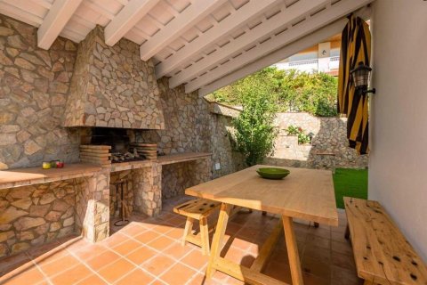 Сasa de 5 dormitorios en venta en Calella De Palafrugell, Gerona, Cataluña, Spain № 1763 - foto 18