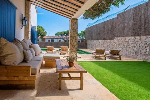 Сasa de 5 dormitorios en venta en Calella De Palafrugell, Gerona, Cataluña, Spain № 1763 - foto 16