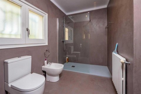 Сasa de 5 dormitorios en venta en Calella De Palafrugell, Gerona, Cataluña, Spain № 1763 - foto 15