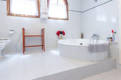 Сasa de 5 dormitorios en venta en Tamariu, Gerona, Cataluña, Spain № 1765 - foto 8