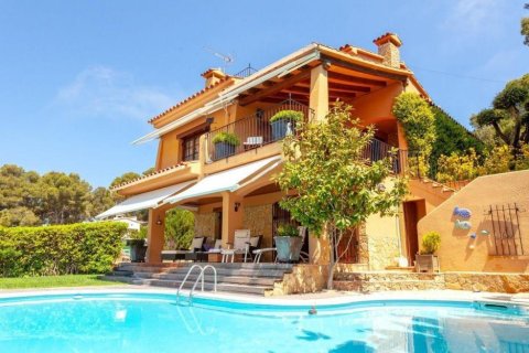 Сasa de 5 dormitorios en venta en Tamariu, Gerona, Cataluña, Spain № 1765