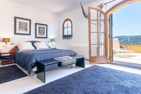 Сasa de 5 dormitorios en venta en Tamariu, Gerona, Cataluña, Spain № 1765 - foto 6