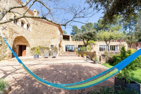 Сasa de 7 dormitorios en venta en Vullpellac, Gerona, Cataluña, Spain № 1764