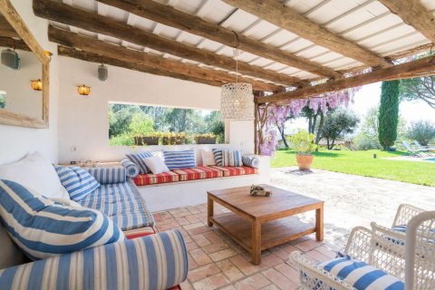 Сasa de 7 dormitorios en venta en Vullpellac, Gerona, Cataluña, Spain № 1764 - foto 18