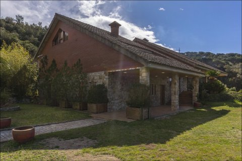 5 bedrooms house for sale in Sant Andreu de Llavaneres, Barcelona, Catalonia, Spain № 1762 - photo 5