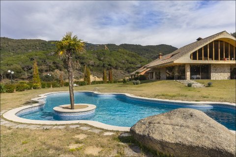 Сasa de 5 dormitorios en venta en Sant Andreu de Llavaneres, Barcelona, Cataluña, Spain № 1762