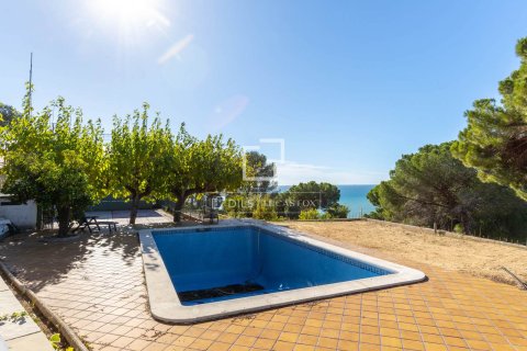 8 bedrooms villa for sale in Sant Pol de Mar, Barcelona, Catalonia, Spain № 4112 - photo 10