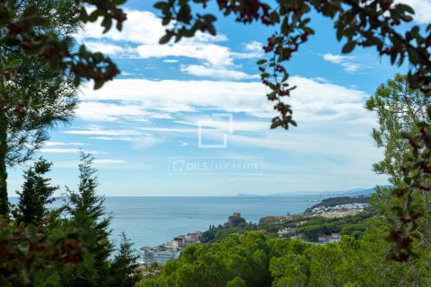 8 bedrooms villa for sale in Sant Pol de Mar, Barcelona, Catalonia, Spain № 4112 - photo 24
