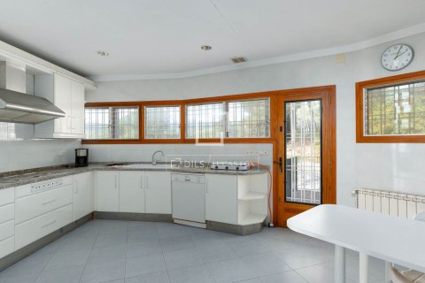 8 bedrooms villa for sale in Sant Pol de Mar, Barcelona, Catalonia, Spain № 4112 - photo 12