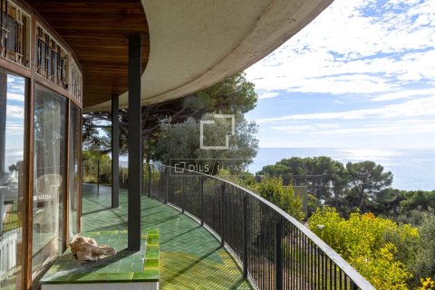 8 bedrooms villa for sale in Sant Pol de Mar, Barcelona, Catalonia, Spain № 4112 - photo 30