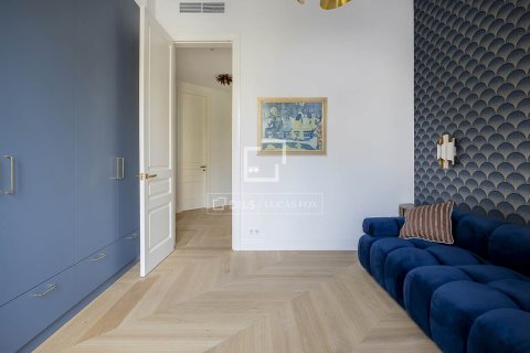 Apartamento de 3 dormitorios en venta en Barcelona, Cataluña, Spain № 4115 - foto 13