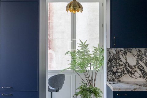 Apartamento de 3 dormitorios en venta en Barcelona, Cataluña, Spain № 4115 - foto 6