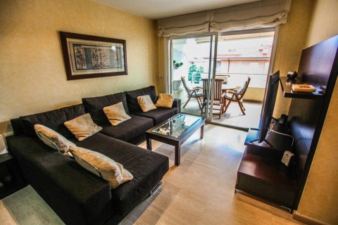 Apartamento de 3 dormitorios en venta en Calafell, Tarragona, Cataluña, Spain № 7214 - foto 25