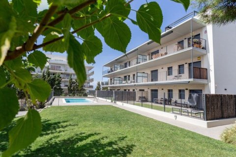 Apartamento de 3 dormitorios en venta en Salou, Tarragona, Cataluña, Spain № 7210 - foto 2
