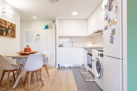 Apartamento de 3 dormitorios en venta en Salou, Tarragona, Cataluña, Spain № 7210 - foto 18
