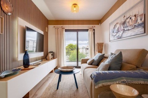 Apartamento de 3 dormitorios en venta en Salou, Tarragona, Cataluña, Spain № 7210 - foto 28