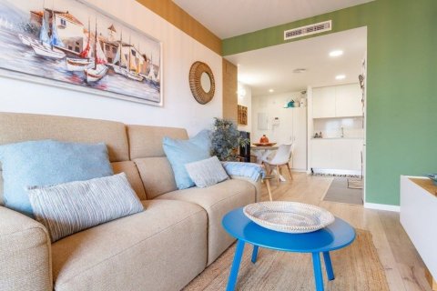 Apartamento de 3 dormitorios en venta en Salou, Tarragona, Cataluña, Spain № 7210 - foto 24