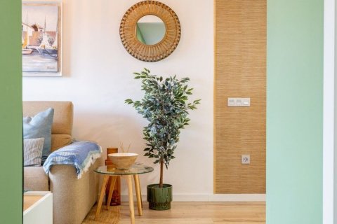 Apartamento de 3 dormitorios en venta en Salou, Tarragona, Cataluña, Spain № 7210 - foto 12