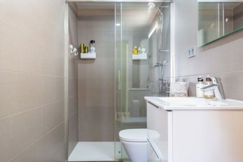 Apartamento de 3 dormitorios en venta en Salou, Tarragona, Cataluña, Spain № 7210 - foto 14