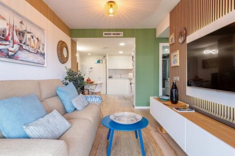 Apartamento de 3 dormitorios en venta en Salou, Tarragona, Cataluña, Spain № 7210 - foto 25