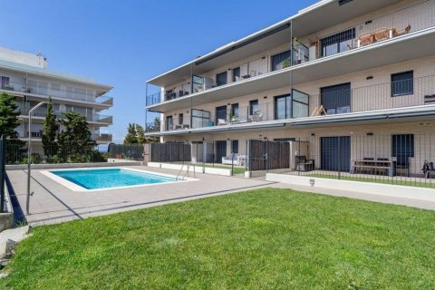 Apartamento de 3 dormitorios en venta en Salou, Tarragona, Cataluña, Spain № 7210 - foto 4