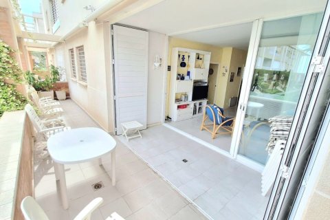 Apartamento de 3 dormitorios en venta en Coma-Ruga, Tarragona, Cataluña, Spain № 7215 - foto 19