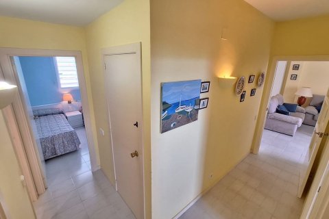 Apartamento de 3 dormitorios en venta en Coma-Ruga, Tarragona, Cataluña, Spain № 7215 - foto 8