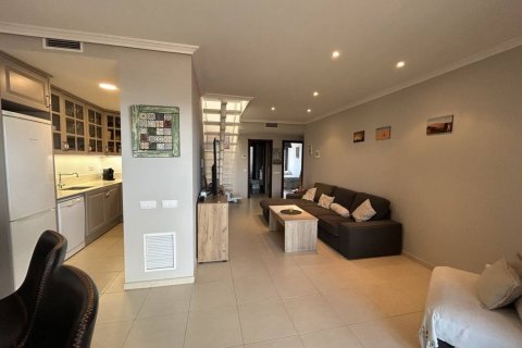 Apartamento de 3 dormitorios en venta en Cubelles, Barcelona, Cataluña, Spain № 7211 - foto 15