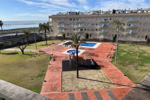 Apartamento de 3 dormitorios en venta en Cubelles, Barcelona, Cataluña, Spain № 7211 - foto 27