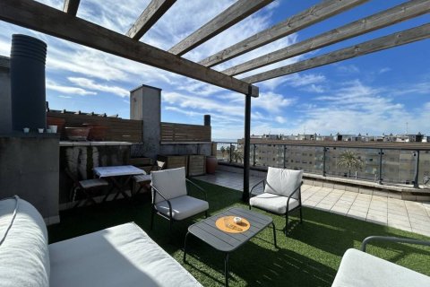 Apartamento de 3 dormitorios en venta en Cubelles, Barcelona, Cataluña, Spain № 7211 - foto 1