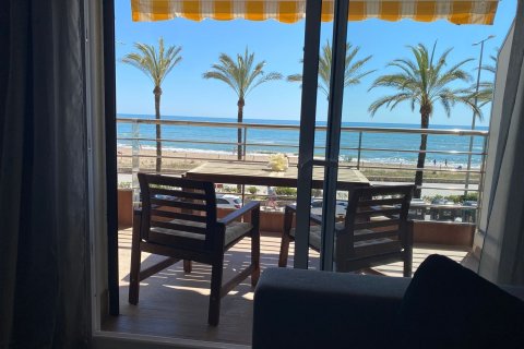 Apartamento de 3 dormitorios en venta en Calafell, Tarragona, Cataluña, Spain № 7212 - foto 28