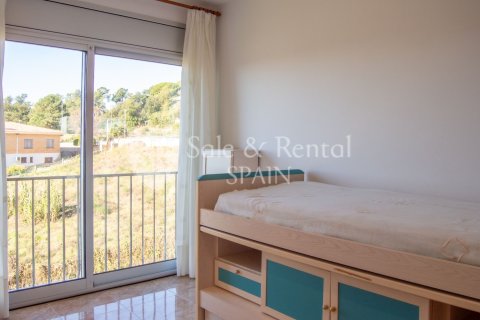 Сasa de 5 dormitorios en venta en Lloret de Mar, Gerona, Cataluña, Spain № 6709 - foto 26