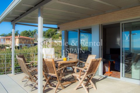 Сasa de 5 dormitorios en venta en Lloret de Mar, Gerona, Cataluña, Spain № 6709 - foto 9
