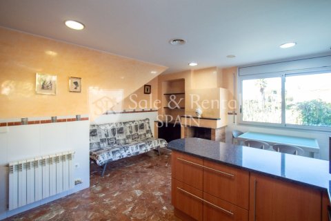 Сasa de 5 dormitorios en venta en Lloret de Mar, Gerona, Cataluña, Spain № 6709 - foto 19